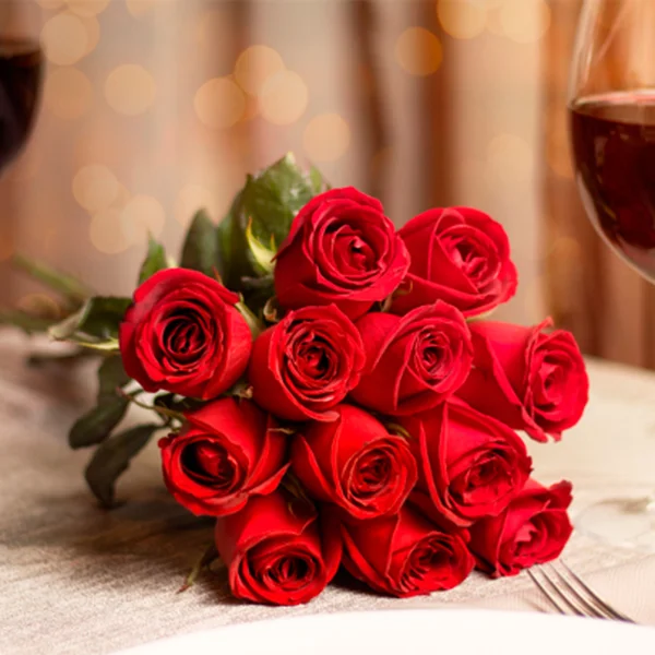 Buquê de 12 Rosas Vermelhas 2